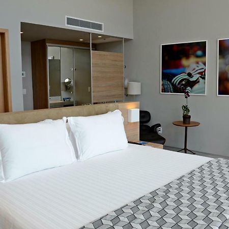 Bugan Paiva By Blue Tree Hotel จาบัวเทา โดส กัวราราเปส ภายนอก รูปภาพ