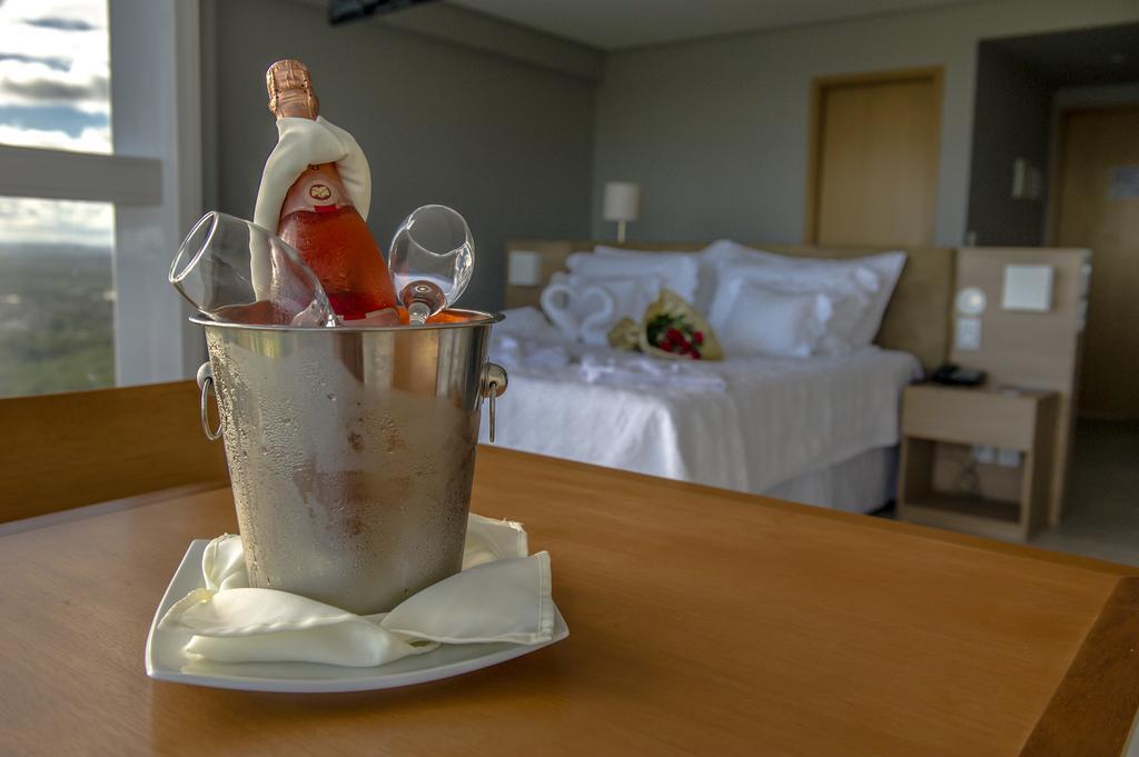 Bugan Paiva By Blue Tree Hotel จาบัวเทา โดส กัวราราเปส ภายนอก รูปภาพ